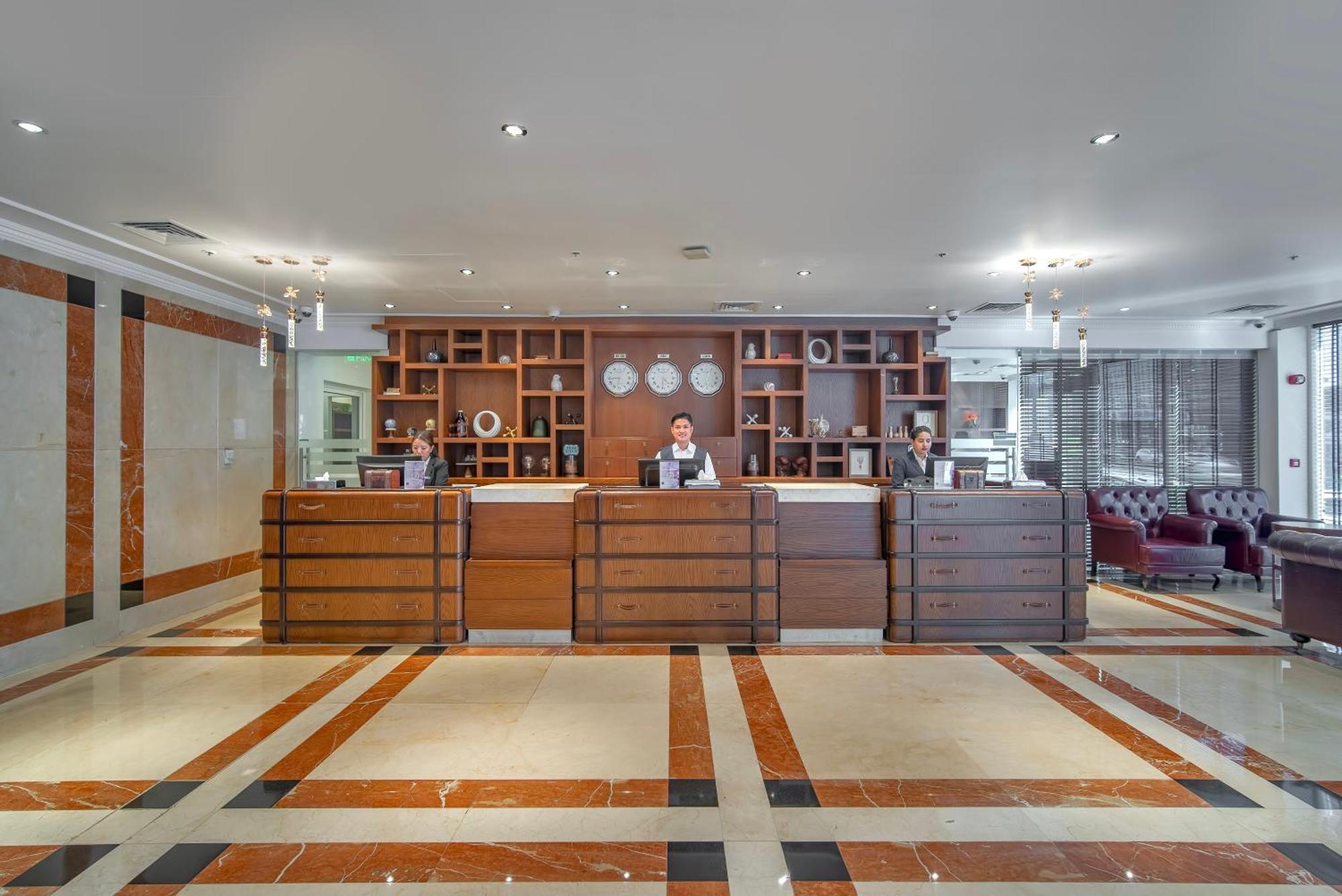 होटल Majestic Premier Burdubai 4*